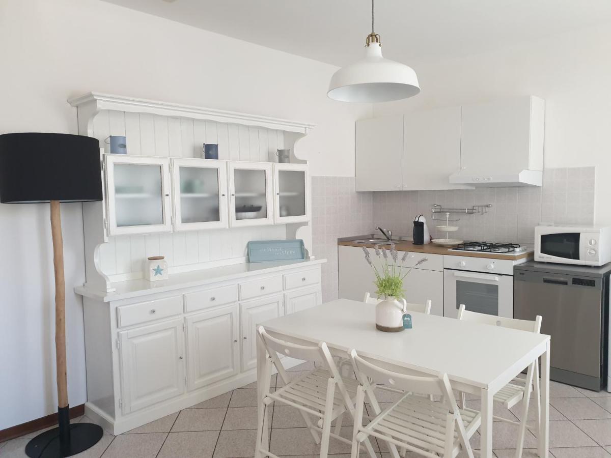 La Casa Di Mattia Apartment Pula Bagian luar foto