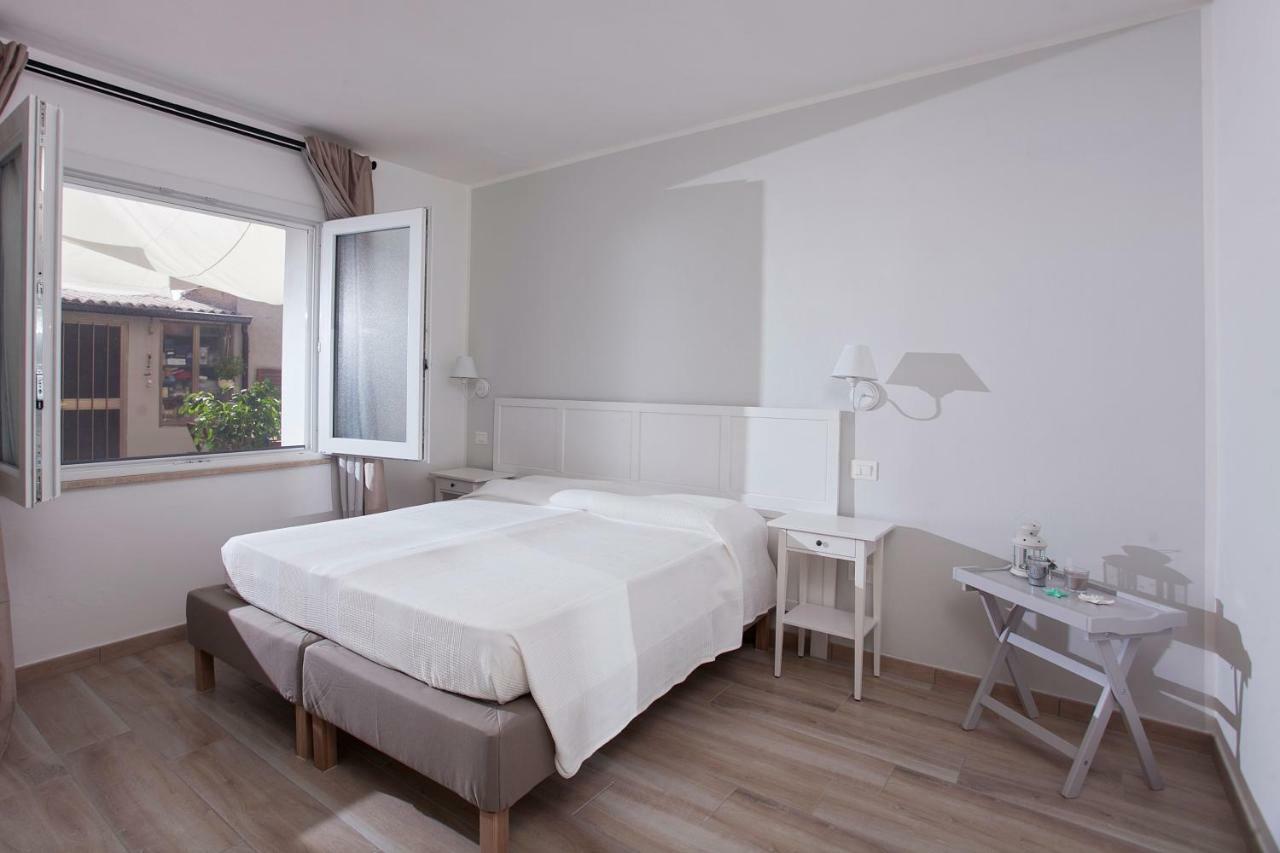 La Casa Di Mattia Apartment Pula Bagian luar foto